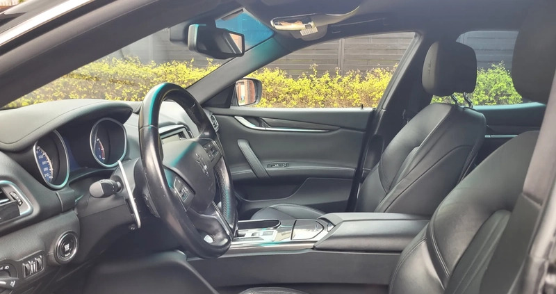 Maserati Ghibli cena 95000 przebieg: 130000, rok produkcji 2014 z Piaseczno małe 211
